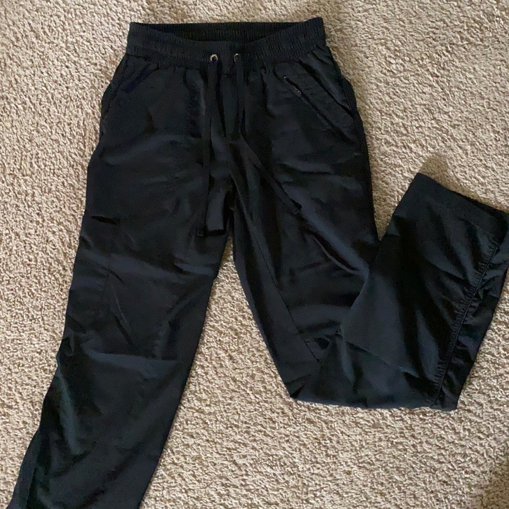 Purple label by healing hands XS scrub bottoms